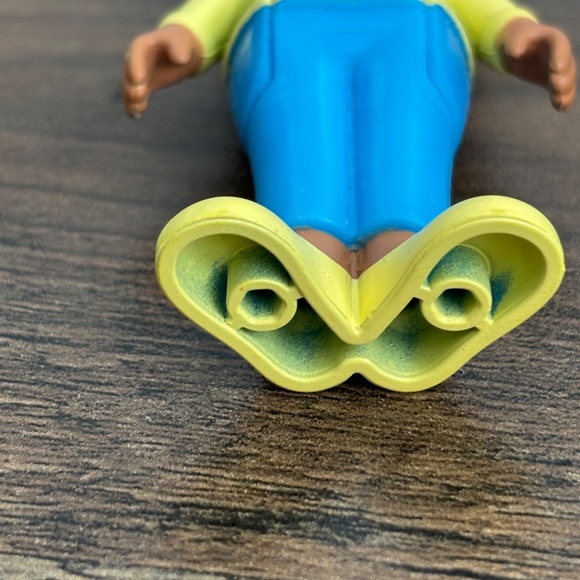 CoComelon School Time Miss MS. APPLEBERRY The Teacher Mini Toy Figure 3.5” 2021 - Picture 3 of 10